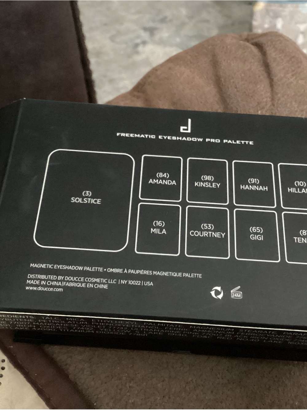 Doucce Matte Black Magnetic Eyeshadow Palette